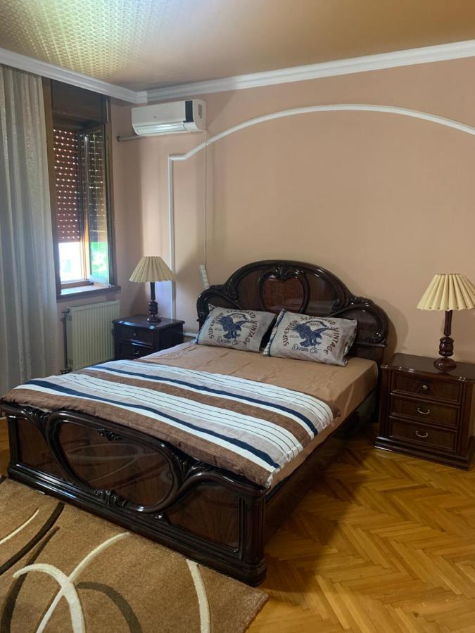 Relax And Pool Apartments Novi Sad Bagian luar foto