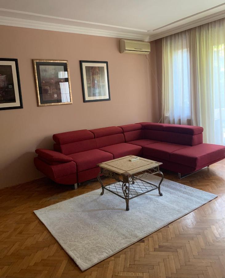Relax And Pool Apartments Novi Sad Bagian luar foto