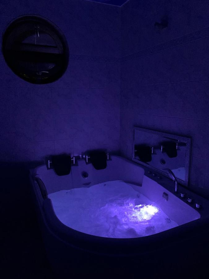 Relax And Pool Apartments Novi Sad Bagian luar foto