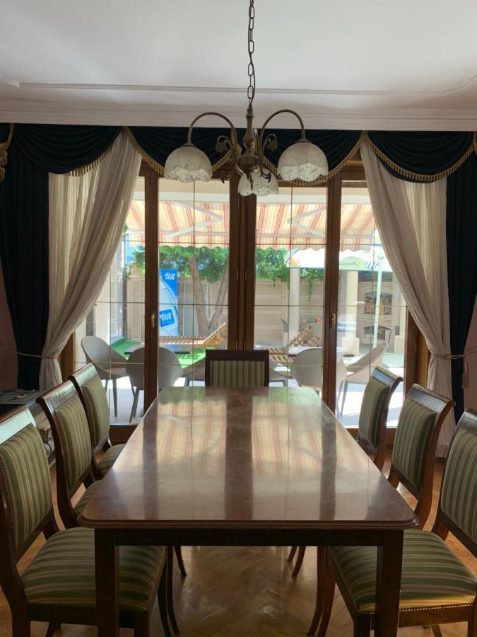 Relax And Pool Apartments Novi Sad Bagian luar foto