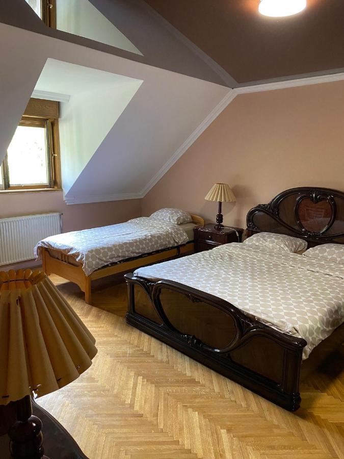 Relax And Pool Apartments Novi Sad Bagian luar foto