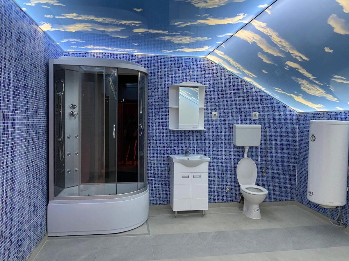 Relax And Pool Apartments Novi Sad Bagian luar foto