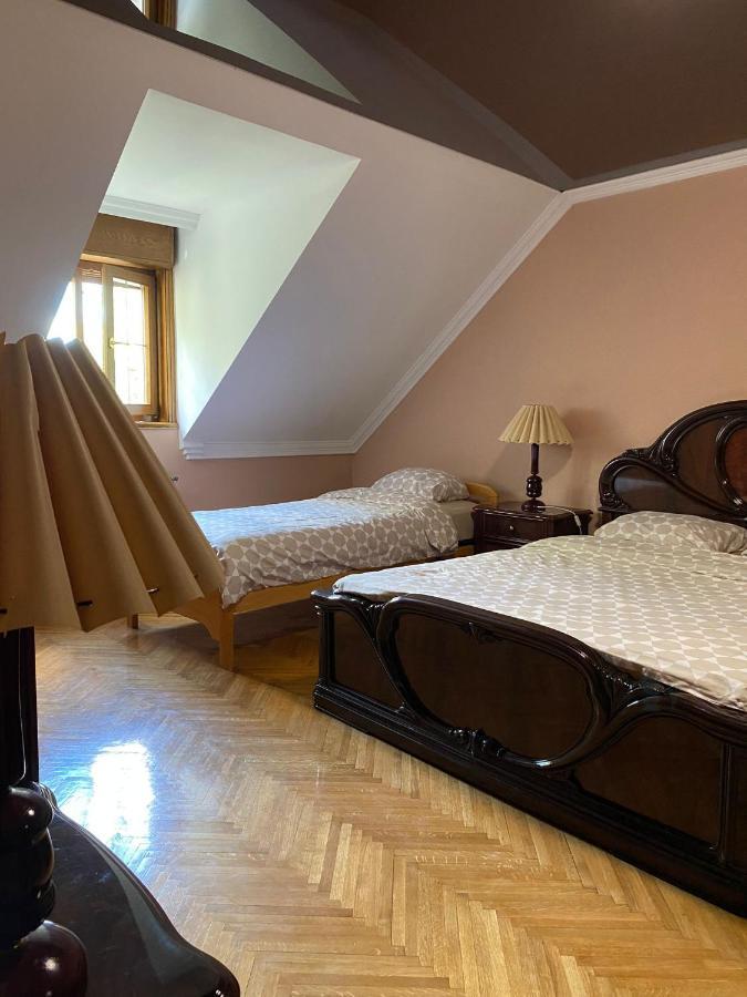 Relax And Pool Apartments Novi Sad Bagian luar foto
